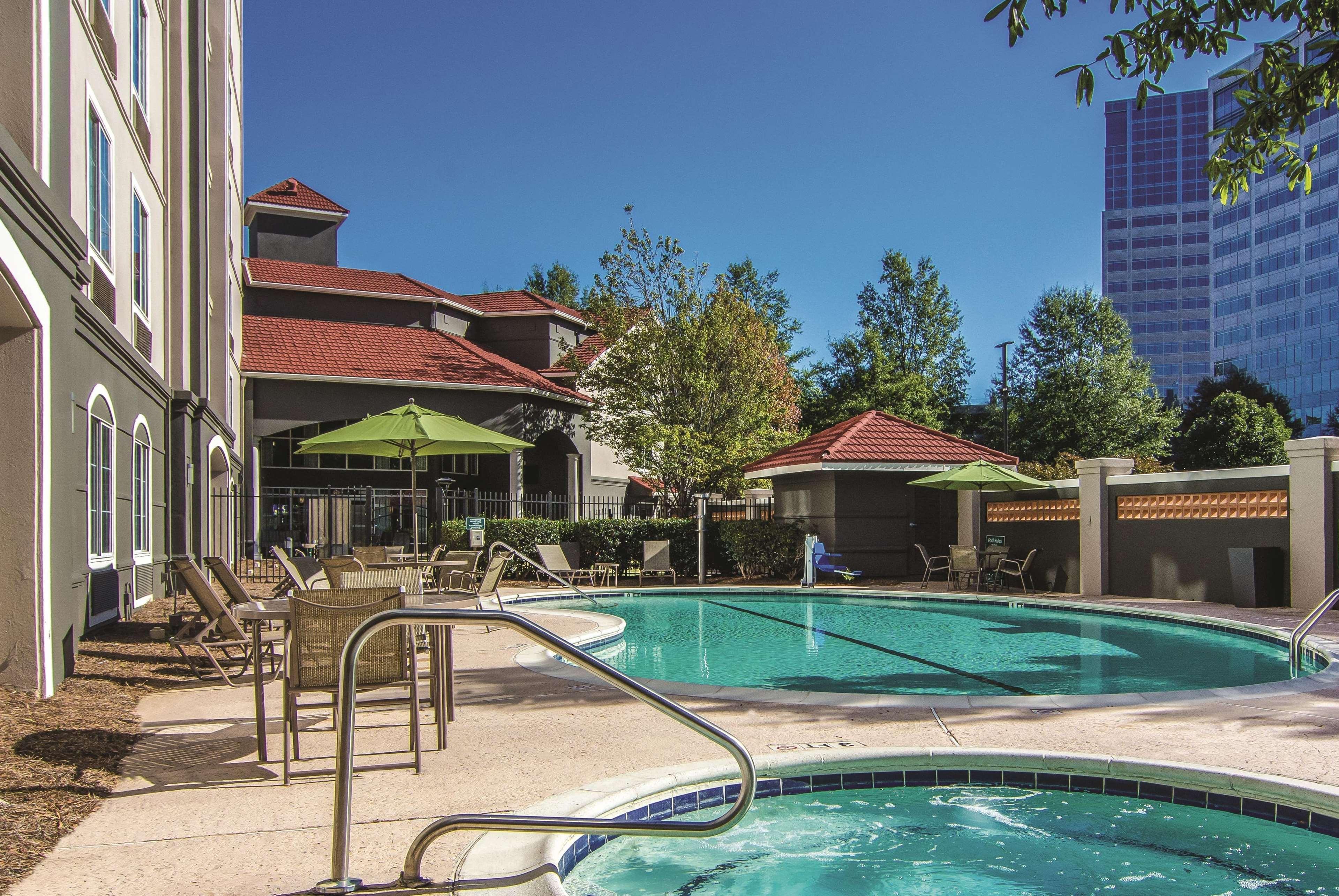 Hotel La Quinta By Wyndham Atlanta Perimeter Medical à Sandy Springs Extérieur photo