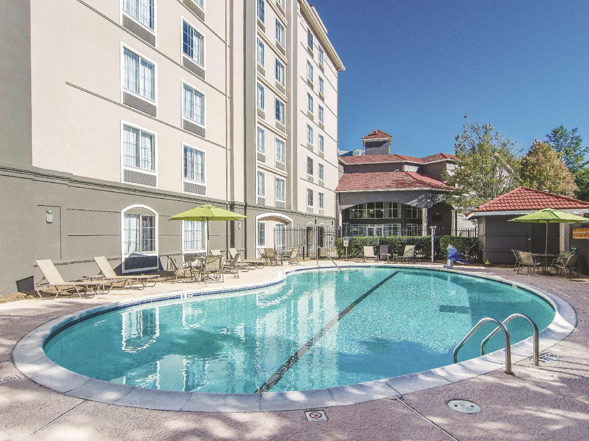 Hotel La Quinta By Wyndham Atlanta Perimeter Medical à Sandy Springs Extérieur photo