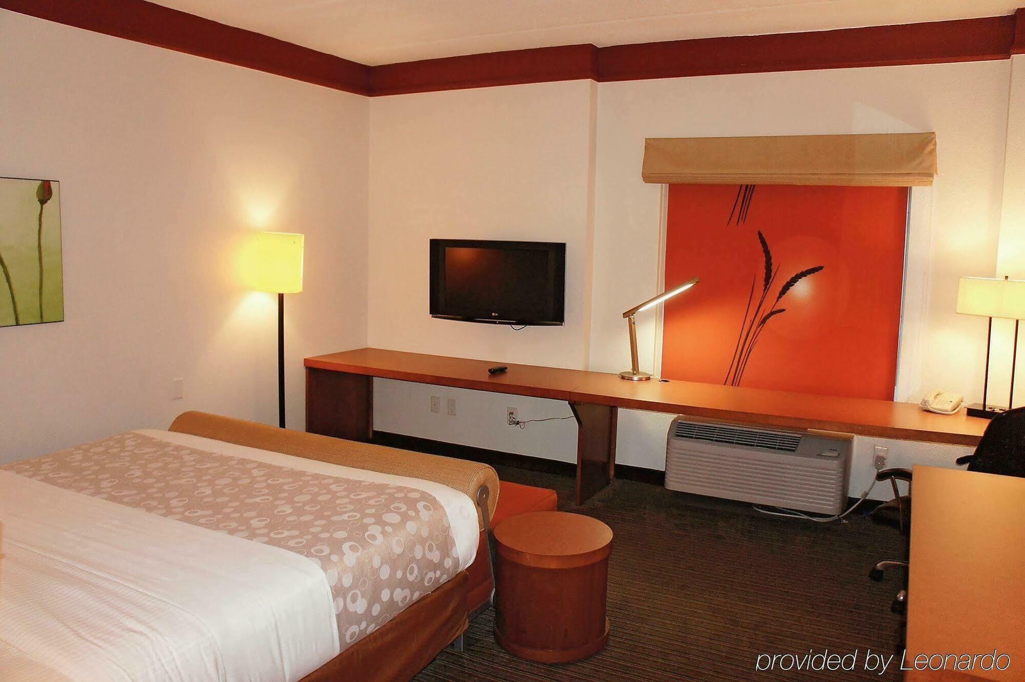 Hotel La Quinta By Wyndham Atlanta Perimeter Medical à Sandy Springs Extérieur photo