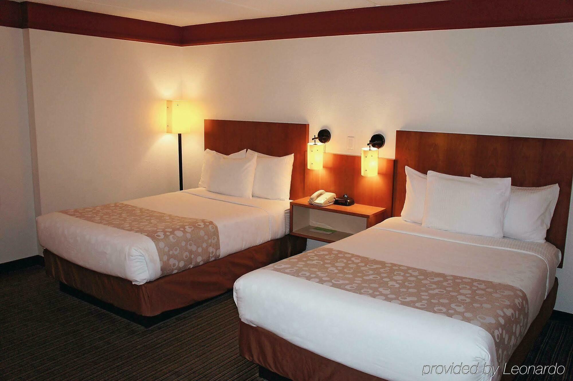 Hotel La Quinta By Wyndham Atlanta Perimeter Medical à Sandy Springs Extérieur photo